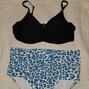 Calvin Klein twist front bikini top XL